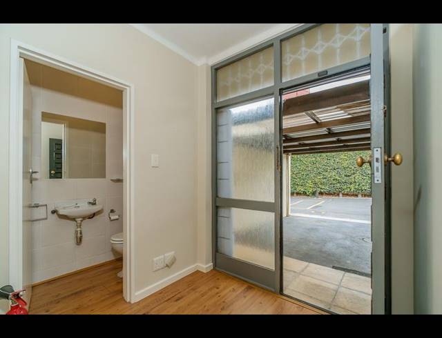 3 BEDROOM PROPERTY TO RENT IN MEADOWRIDGE